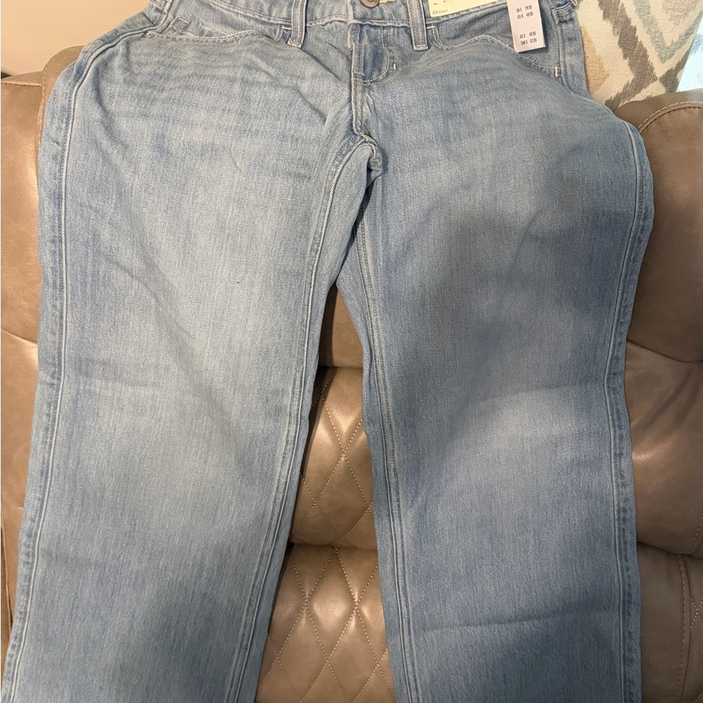 Light Blue Women’s Straight-Leg Jeans